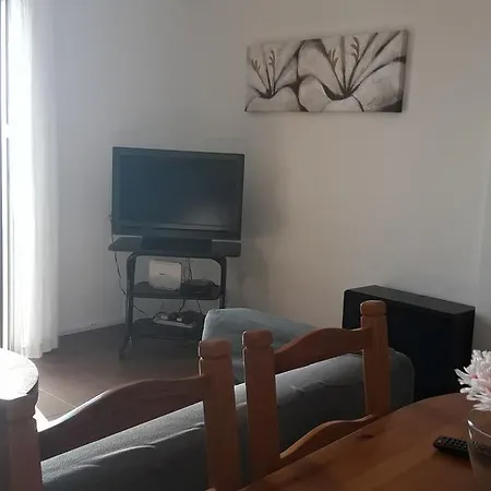 Kings Court 102 파포스